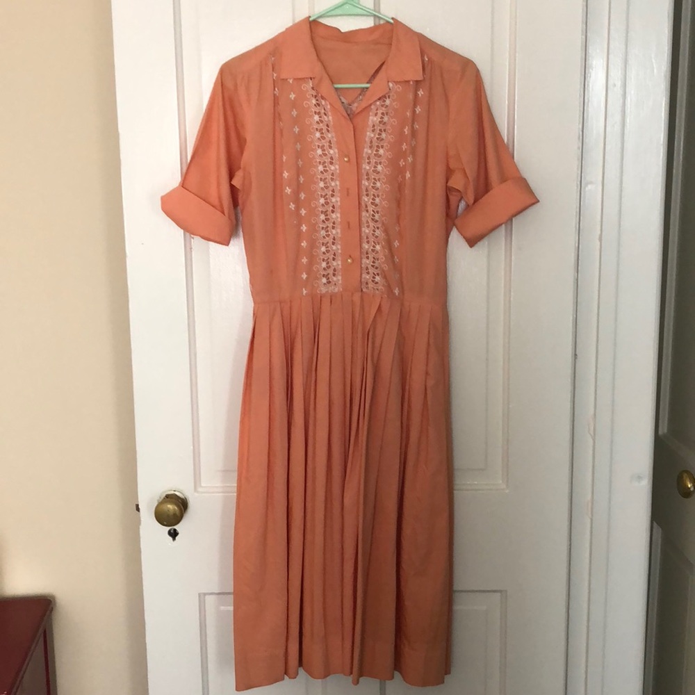 True vintage peach shirtdress